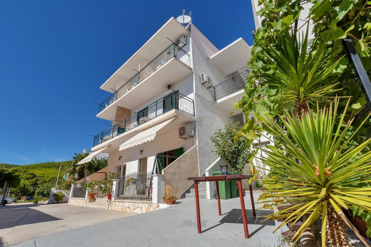 Apartments Ferdo Живогошче Экстерьер фото